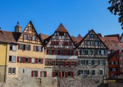 Altstadthäuser am Grasbödele und derKocherinsel Unterwöhrd in Schwäbisch Hall