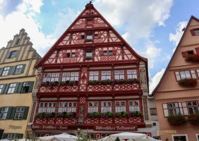 Ein Bummel durch Dinkelsbühl 47 Deutsches Haus in Dinkelsbühl