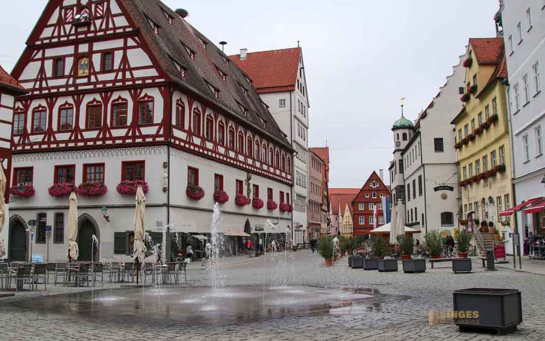 Marktplatz in Nördlingen Marktplatz in Nördlingen