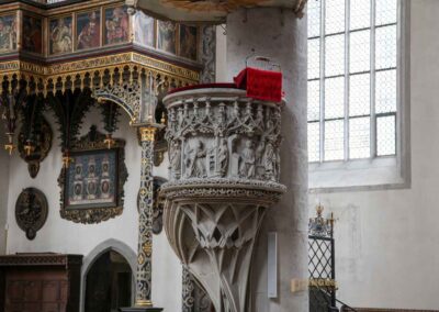 Kanzel in der Kirche St. Georg in Nördlingen