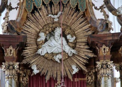 Silberaltar mit Madonna Marienkirche in Ellwangen