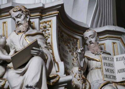 In der Wallfahrtskirche Schönenberg bei Ellwangen 31 Kanzel in der Wallfahrtskirche Schönenberg bei Ellwangen