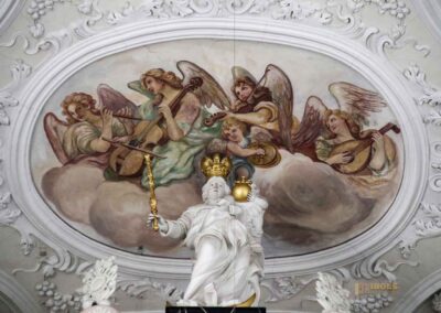 In der Wallfahrtskirche Schönenberg bei Ellwangen 70 Orgel in der Wallfahrtskirche Schönenberg bei Ellwangen