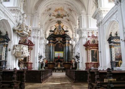 In der Wallfahrtskirche Schönenberg bei Ellwangen 16 Wallfahrtskirche Schönenberg bei Ellwangen