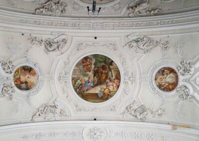 In der Wallfahrtskirche Schönenberg bei Ellwangen 43 Deckenfresken in der Wallfahrtskirche Schönenberg bei Ellwangen