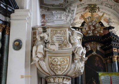 In der Wallfahrtskirche Schönenberg bei Ellwangen 29 Kanzel in der Wallfahrtskirche Schönenberg bei Ellwangen