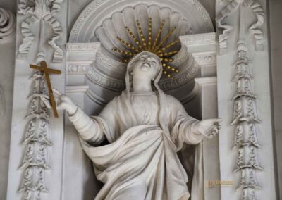 In der Wallfahrtskirche Schönenberg bei Ellwangen 85 Ignatiuskapelle in der Wallfahrtskirche Schönenberg bei Ellwangen