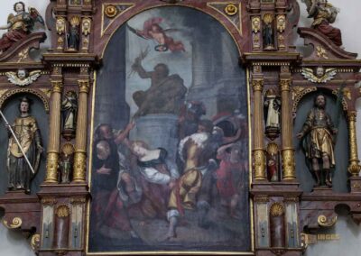 Seitenaltar in der Basilika St. Vitus in Ellwangen