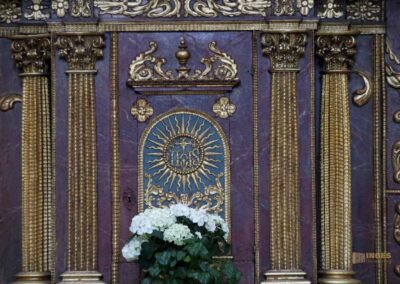 Seitenaltar in der Basilika St. Vitus in Ellwangen