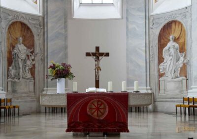 Chorraum in der Evangelischen Stadtkirche in Ellwangen