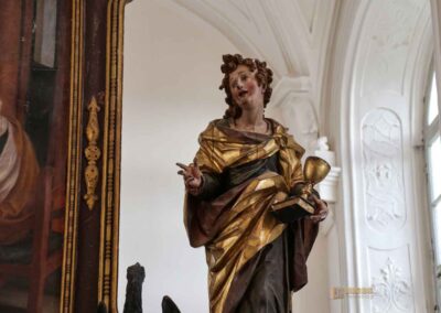 Die Schlosskapelle St. Wendelin im Schloss ob Ellwangen 4 Hauptaltar Schlosskapelle St. Wendelin im Schloss ob Ellwangen