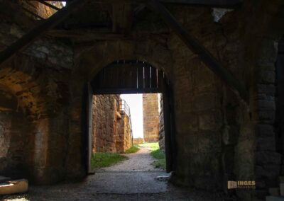 Torhaus Burgruine Hohenrechberg 0287