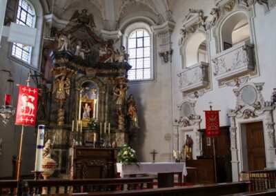 Altarraum Wallfahrtskirche Hohenrechberg 0510