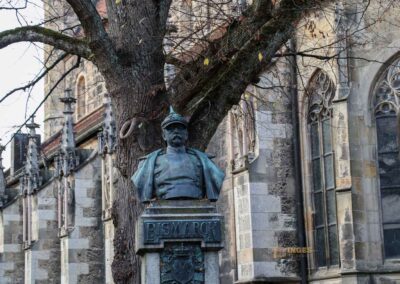 Bismarck Denkmal bei der Stiftskirche Bad Urach 0730