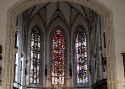 Die Oberhofenkirche in Göppingen 28 Chorfenster Oberhofenkirche Göppingen 0125