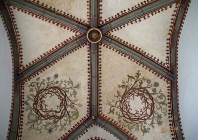 Die Oberhofenkirche in Göppingen 46 Decke und Schlusssteine Oberhofenkirche Göppingen 0214