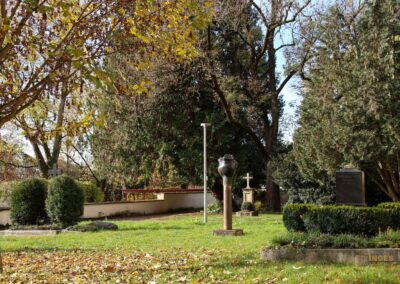 Die Oberhofenkirche in Göppingen 50 Friedhof bei der Oberhofenkirche Göppingen 0065