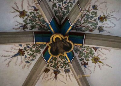 In der Stiftskirche St. Amandus in Bad Urach 46 Schlussstein St. Amanduskirche Bad Urach 0707