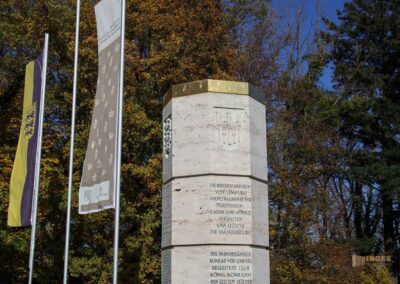 Stauferstele bei Burg Wäscherschloss 0039