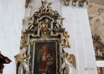linker Seitenaltar Wallfahrtskirche Hohenrechberg 0519