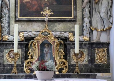 rechter Seitenaltar Wallfahrtskirche Hohenrechberg 0500