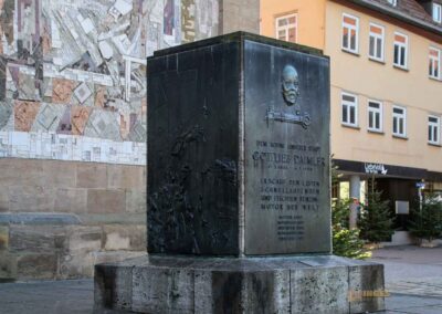 Kommt mit in die Daimlerstadt Schorndorf 82 Gottlieb-Daimler-Denkmal Schorndorf 0483