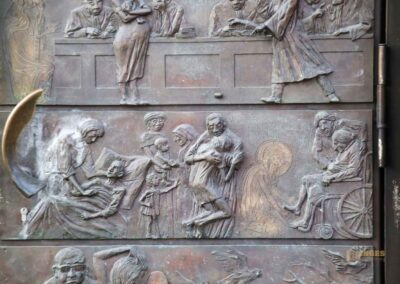 Ein Bummel durch Göppingen 20 Kirchentüre Stadtkirche Göppingen 0313