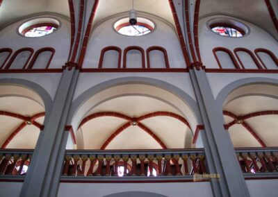 Innenansicht St. Laurentiuskirche Waldstetten 0150