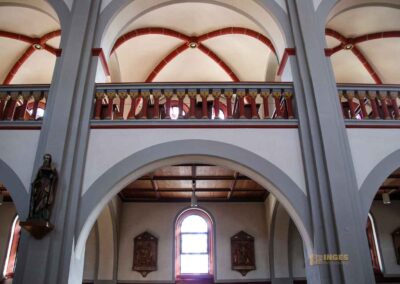 Innenansicht St. Laurentiuskirche Waldstetten 0153