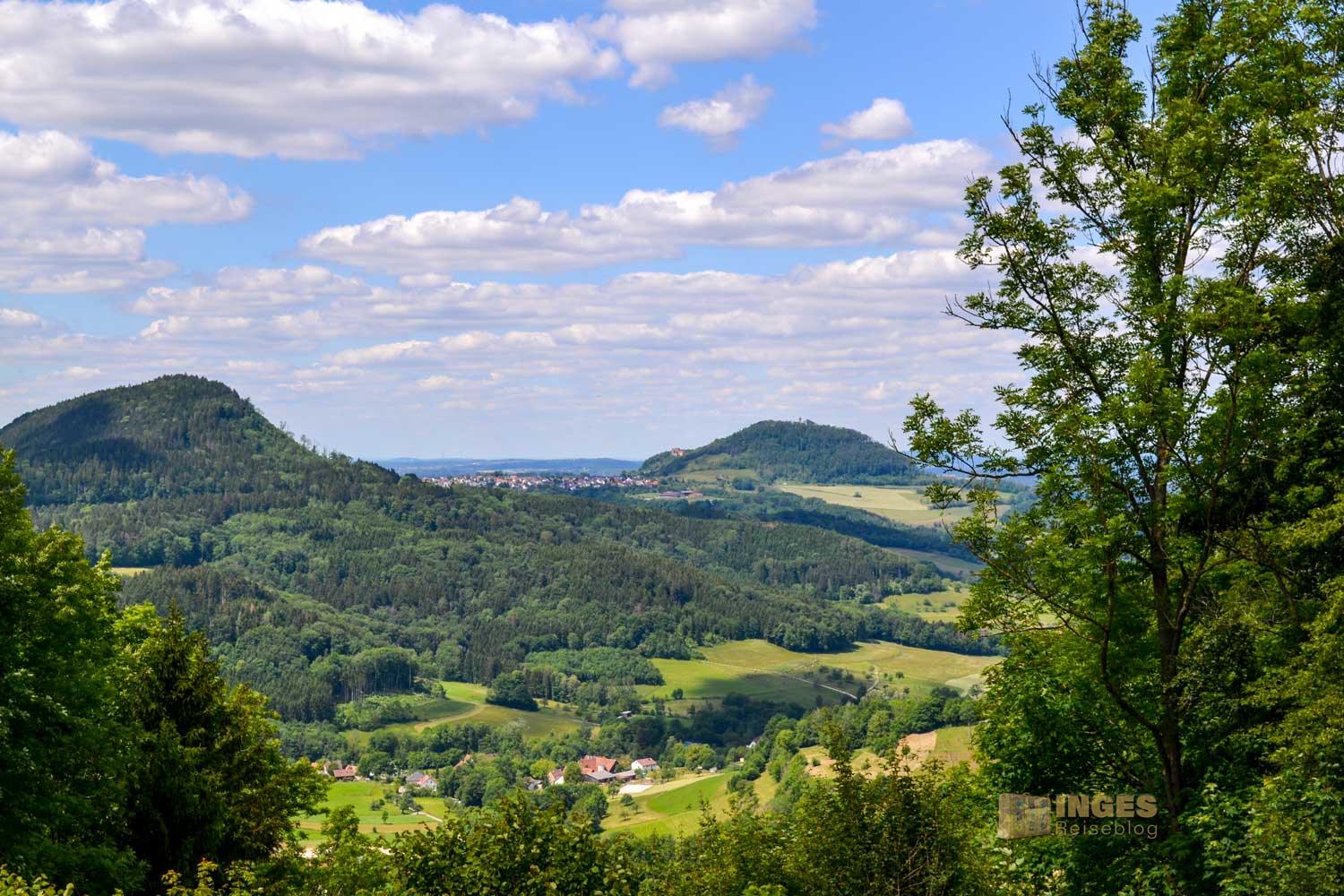 Blick vom Hornberg auf Stuifen und Hohenrechberg 0410 Blick vom Hornberg auf Stuifen und Hohenrechberg 0410