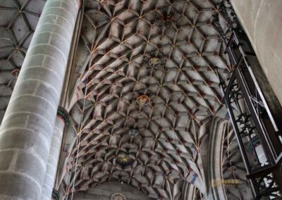 Deckengewölbe Hl.Kreuz Münster Schwäb.Gmünd 3356
