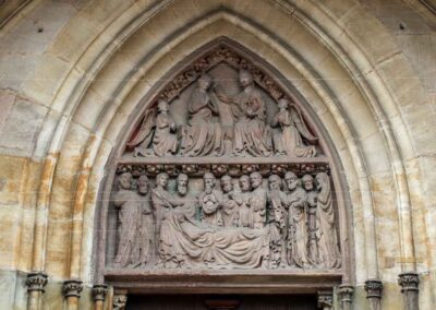 Südl.Langhausportal Hl.-Kreuz-Münster Schwäbisch Gmünd 3551