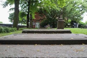 Graeber bei der St.Pauli Kirche Hamburg 5872