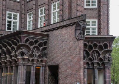 Plastiken am Chilehaus Hamburg 7371