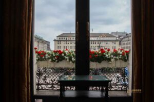 Blick vom Kaisersaal im Hamburger Rathaus 6335