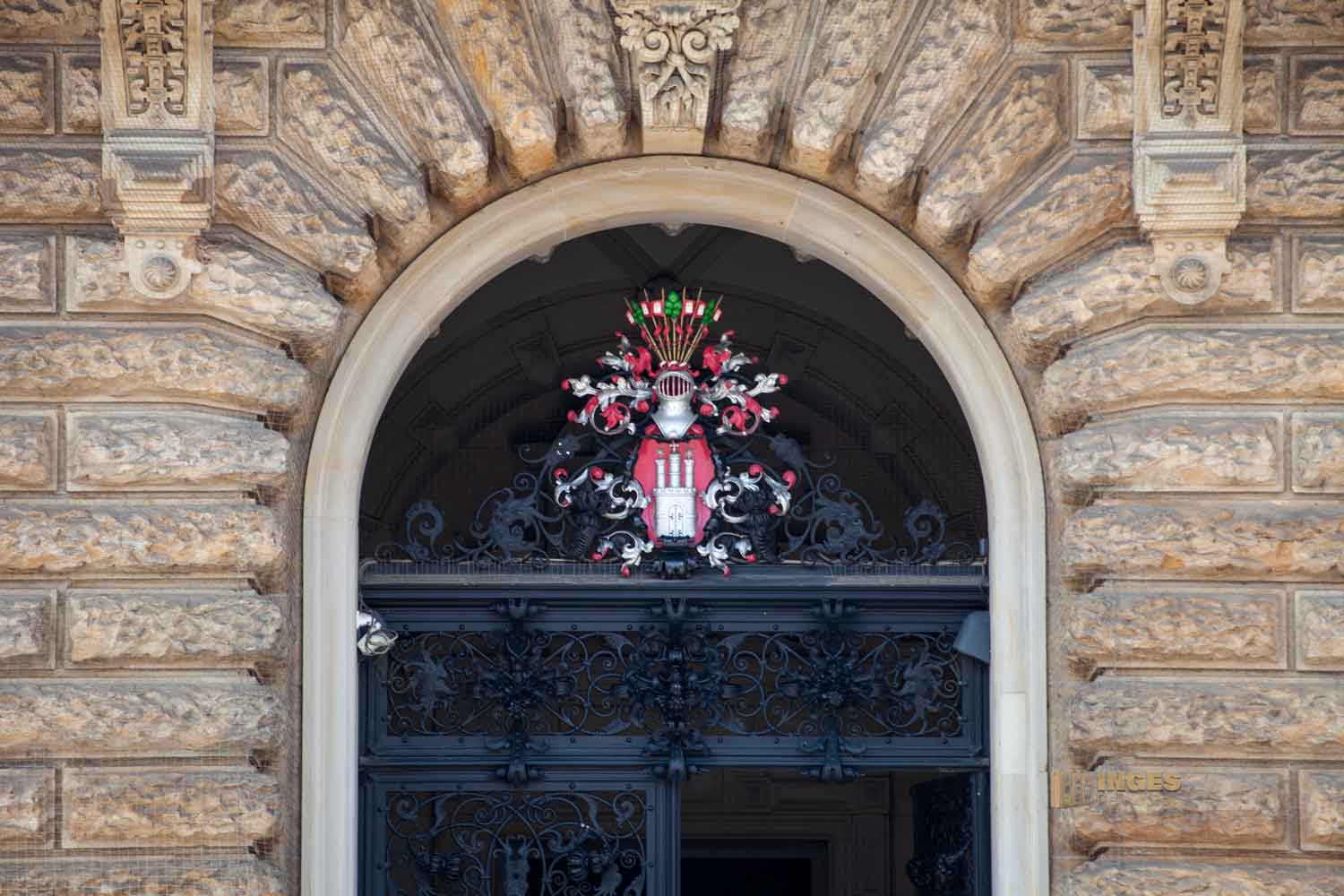 Eingangstor zum Hamburger Rathaus 0178 Eingangstor zum Hamburger Rathaus 0178