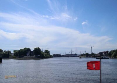 Fährfahrt nach Finkenwerder 9232