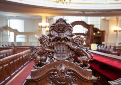 Kirchenbänke in St. Michaelis Hamburg 0020