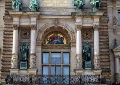 Das Hamburger Rathaus - außen 19 Rathausturm Hamburger Rathaus 6628
