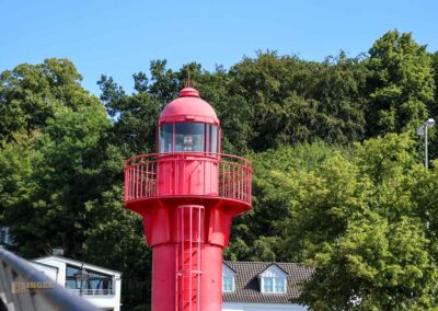 Schiffsanleger Neumühlen in Hamburg 9476