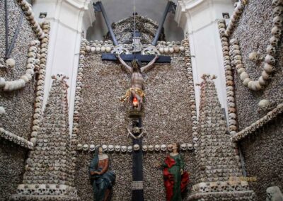 beinhaus bei der st. bartholomaeuskirche in kolin 1490