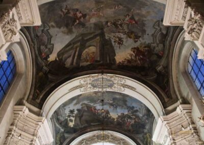 Im Konzert in der Clementinum-Kathedrale St. Clemens 26 deckenfresken kathedrale st.clemens prag altstadt 0314