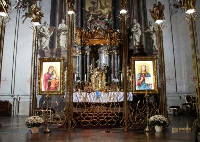 Im Konzert in der Clementinum-Kathedrale St. Clemens 30 ikonostase kathedrale st. clemens prager altstadt 0436