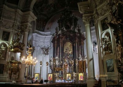 Im Konzert in der Clementinum-Kathedrale St. Clemens 10 kathedrale innen st.clemens prag 0343