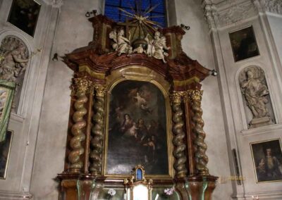 Im Konzert in der Clementinum-Kathedrale St. Clemens 46 seitenaltäre kathedrale st.clemens Prager Altstadt 0329