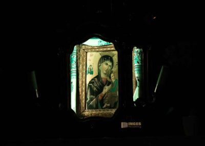 Im Konzert in der Clementinum-Kathedrale St. Clemens 47 seitenaltäre kathedrale st.clemens Prager Altstadt 0449