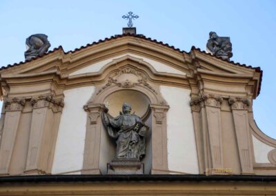Das Clementinum (Klementinum) in der Altstadt von Prag 8 haupteingang clementinum prag 6906