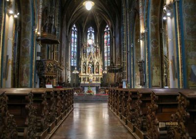 innenansicht basilika st.peter und paul prag vysehrad 7466