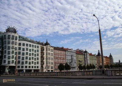 tanzendes haus prag 4689
