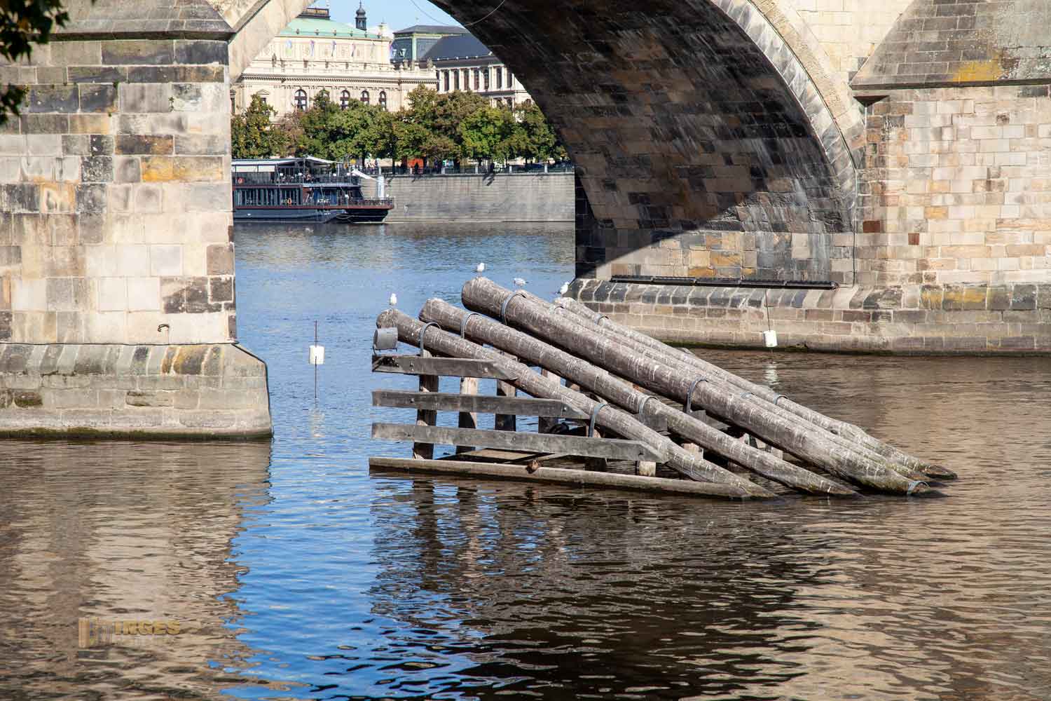 an der karlsbruecke in prag 0510 an der karlsbruecke in prag 0510